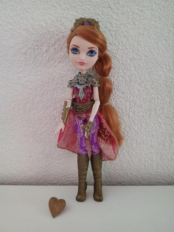 Ever After High Dragon Games - HOLLY O'HAIR beschikbaar voor biedingen