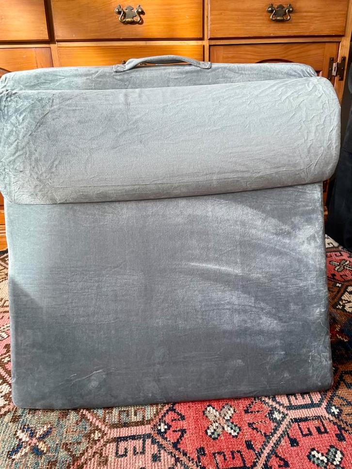 Wigkussen multifunctioneel in goede staat, Sport en Fitness, Gezondheidsproducten en Wellness, Zo goed als nieuw, Overige typen