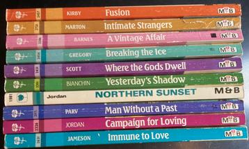 Vintage Mills&Boon boeken beschikbaar voor biedingen