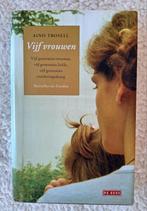 Aino Trosell - Vijf vrouwen, Ophalen of Verzenden, Zo goed als nieuw