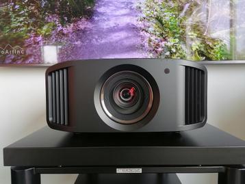 JVC DLA-N5 Native 4k HDR Beamer beschikbaar voor biedingen