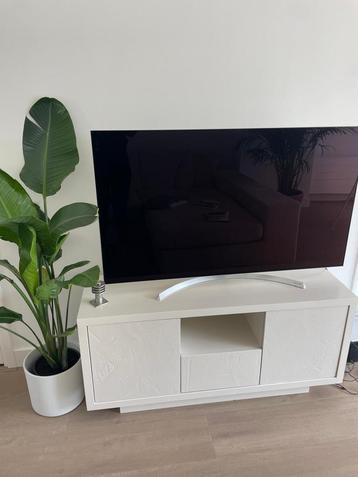 Beige TV Meubel beschikbaar voor biedingen