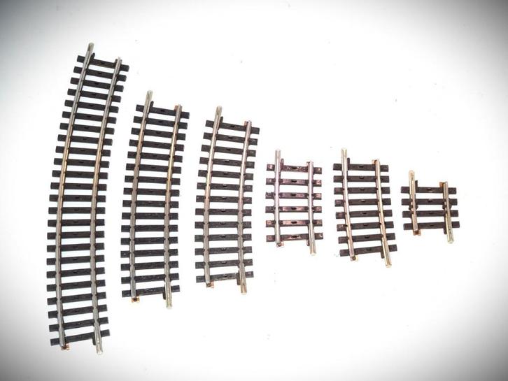 Marklin gebogen K-rail 2232-2233-2223-2224-2234-2235 (bocht), Hobby en Vrije tijd, Modeltreinen | H0, Zo goed als nieuw, Rails