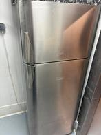 Fridge ariston, 200 liter of meer, Zo goed als nieuw, Met vriesvak, 160 cm of meer