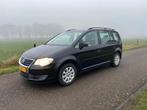 Volkswagen Touran 1.4 TSI 7 PERSOONS Clima 6 Versn. Nw Distr, Voorwielaandrijving, USB, Stof, Zwart