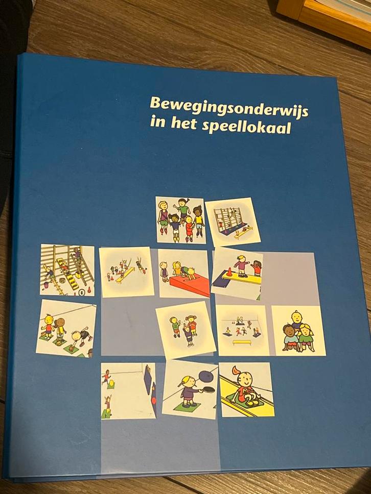 Bewegingsonderwijs in het speellokaal, Boeken, Studieboeken en Cursussen, Gelezen, Niet van toepassing, Ophalen of Verzenden