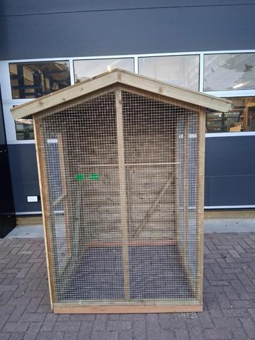 Vogelvoliere te koop! beschikbaar voor biedingen