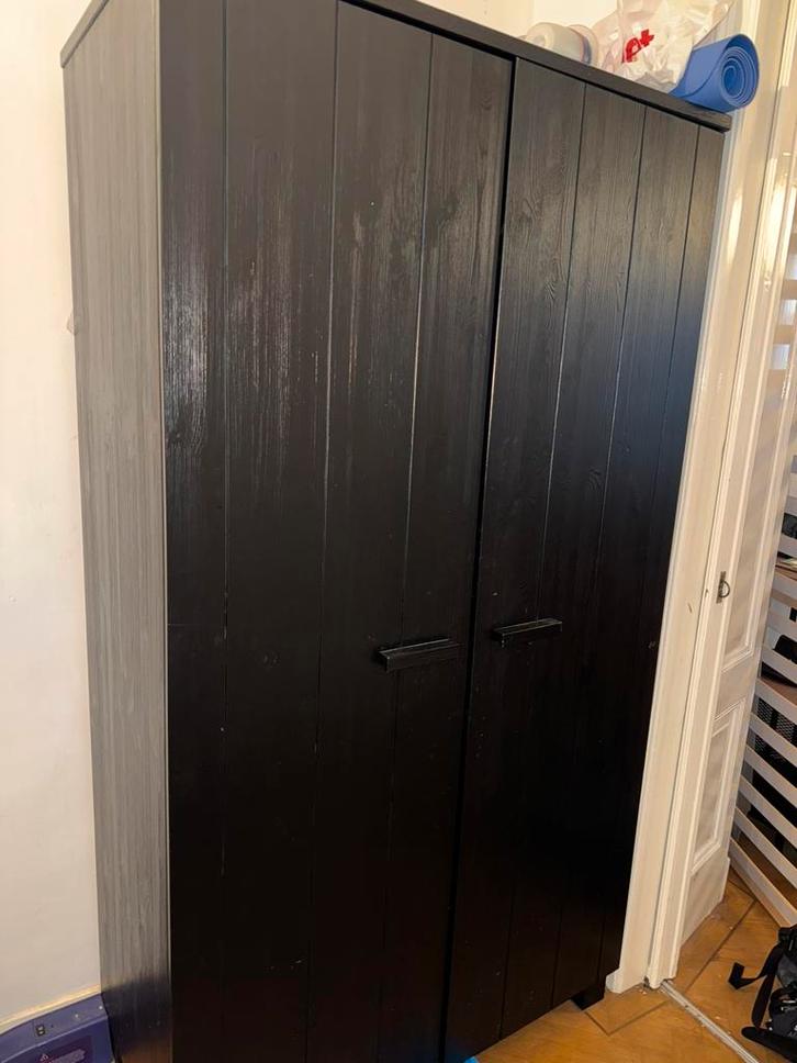 Grenenhout kledingkast Woood, Huis en Inrichting, Kasten | Kledingkasten, Zo goed als nieuw, 150 tot 200 cm, 50 tot 75 cm, Ophalen