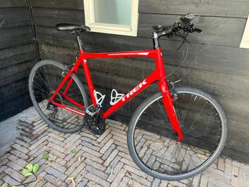 Trek Herenfiets - Rood beschikbaar voor biedingen