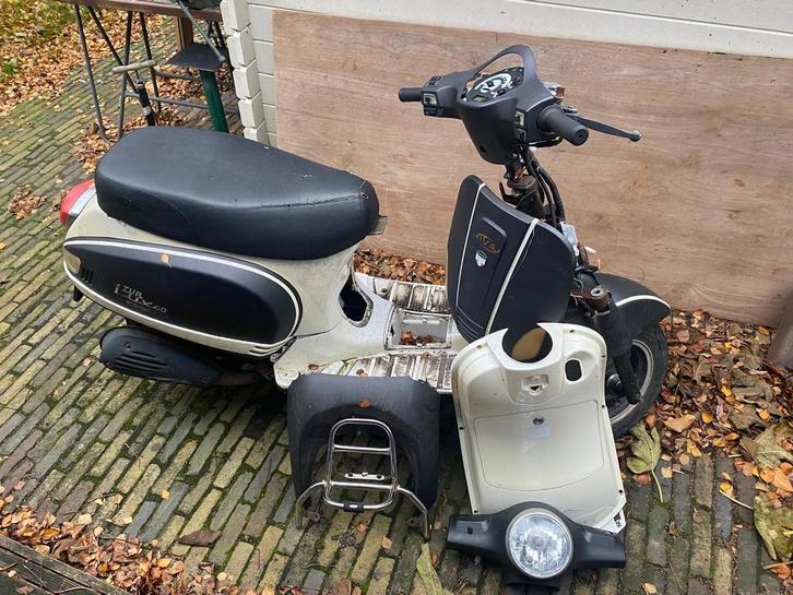 IVA Lux Scooter - Onderdelen/Opknapper, Fietsen en Brommers, Brommeronderdelen | Scooters, Gebruikt, Overige merken, Overige typen