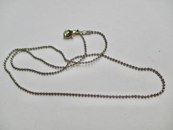 Zilverkleur fijne bolletjes schakel ketting van 39.5 cm. beschikbaar voor biedingen