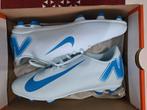 Niewe Nike voetbalschoenen maat 42., Sport en Fitness, Schaatsen, Ophalen of Verzenden, IJshockeyschaatsen