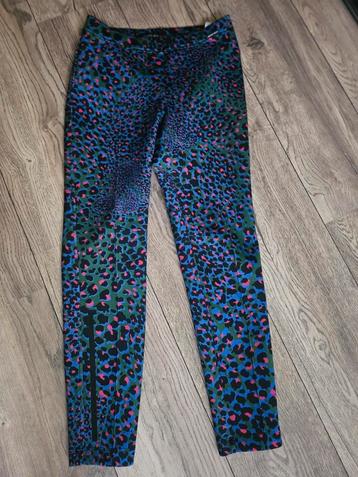 Marccain broek beschikbaar voor biedingen