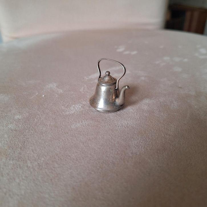 Miniatuur Zilveren Theepot, Antiek en Kunst, Antiek | Goud en Zilver, Ophalen of Verzenden