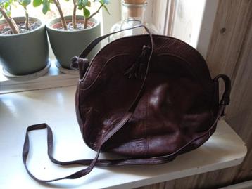 Vintage bruin leren tasje ~ schoudertasje leder beschikbaar voor biedingen