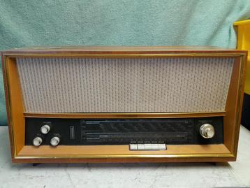 RFT Weimarr 5040C buizenradio  beschikbaar voor biedingen
