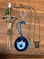 Kruis (geloof), geluk (boze oog), sleutel tot je hart (love), Gebruikt, Overige kleuren, Ophalen of Verzenden, Overige materialen