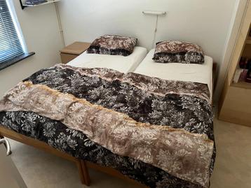 2 Eenpersoonsbedden 200 x 90 cm beschikbaar voor biedingen