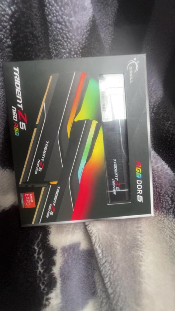 Trident Z5 Neo RGB DDR5 32GB (2x16GB) 6000MHz CL36 – NIEUW, Computers en Software, Videokaarten, Zo goed als nieuw, PCI-Express 4.0