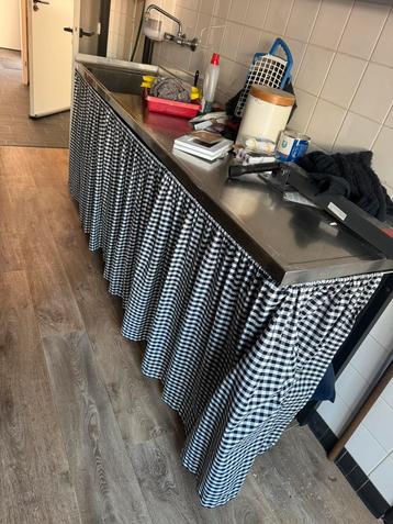 Spoelbak aanrechtblad met onderstel werkbank beschikbaar voor biedingen