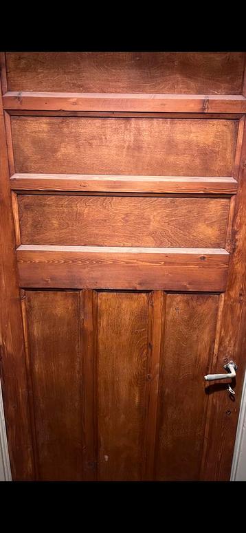 Houten Binnendeur beschikbaar voor biedingen