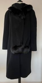 Delmod elegante zwarte wollen mantel maat 42/44, Kleding | Dames, Jassen | Winter, Zwart, Ophalen of Verzenden, Zo goed als nieuw