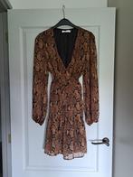 Super leuke bruine jurk van Costes Studio, maat M., Maat 38/40 (M), Bruin, Ophalen of Verzenden, Zo goed als nieuw