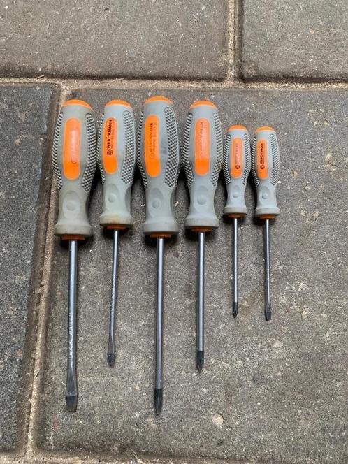 Schroevendraaierset 2 x. (Samen 7,50 euro), Auto diversen, Autogereedschap, Zo goed als nieuw, Ophalen
