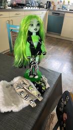 Rainbow High Rainbow Vision Shadow High - Harley Limestone, Kinderen en Baby's, Speelgoed | Poppen, Ophalen of Verzenden, Zo goed als nieuw