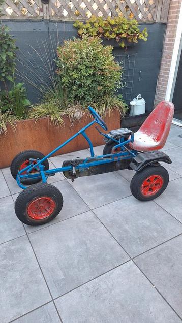 Skelter beschikbaar voor biedingen