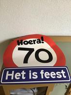 Verkeersbod Hoera 70 Het is feest, Ophalen of Verzenden, Zo goed als nieuw, Feestartikel, Verjaardag