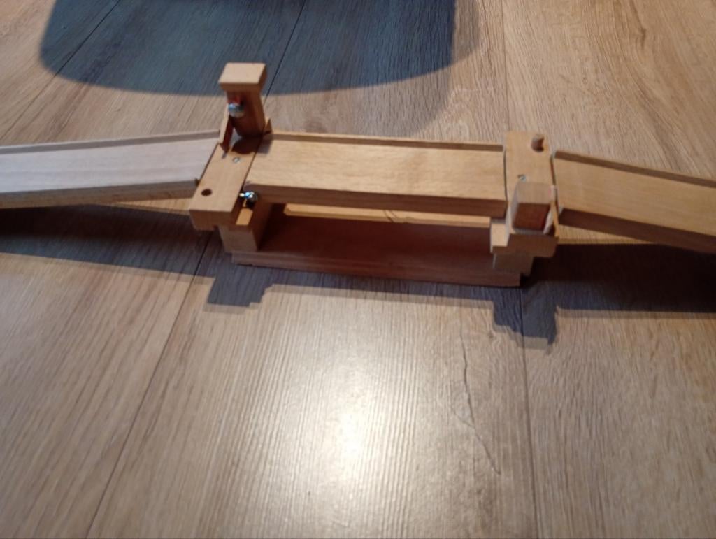 Houten Autobaan met Ophaalbrug - Goede Staat, Kinderen en Baby's, Speelgoed | Houten speelgoed, Ophalen of Verzenden, Zo goed als nieuw