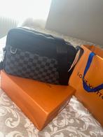 Louis vuitton messenger bag, Ophalen of Verzenden, Zo goed als nieuw, Zwart, Leer