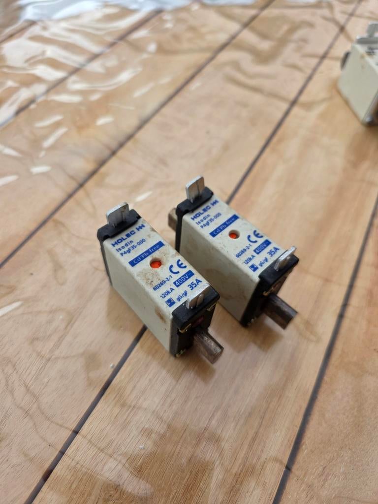 Holec & Weber Zekeringen, Doe-het-zelf en Verbouw, Elektra en Kabels, Ophalen of Verzenden, Overige typen