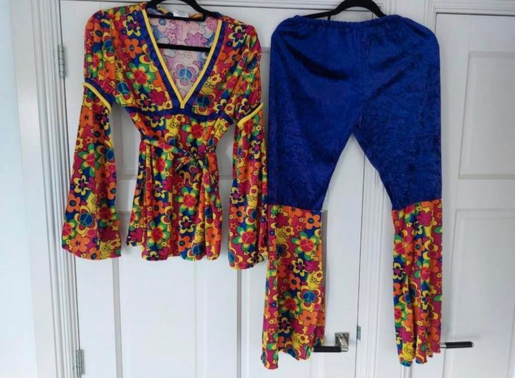 Setjes carnval hippie man/vrouw, Ophalen of Verzenden, Zo goed als nieuw, Maat 46/48 (XL) of groter, Carnaval