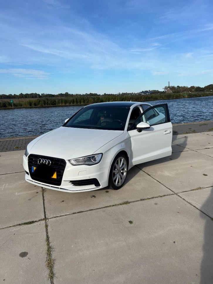 Audi A3 2016 Wit, Auto's, Audi, Particulier, A3, Achteruitrijcamera, Adaptive Cruise Control, Airbags, Airconditioning, Lichtmetalen velgen