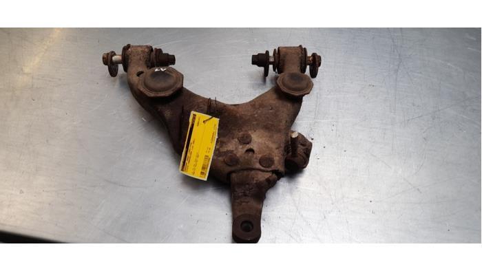 Draagarm onder links-voor van een Toyota Landcruiser, Auto-onderdelen, Ophanging en Onderstel, Toyota, Gebruikt, 3 maanden garantie