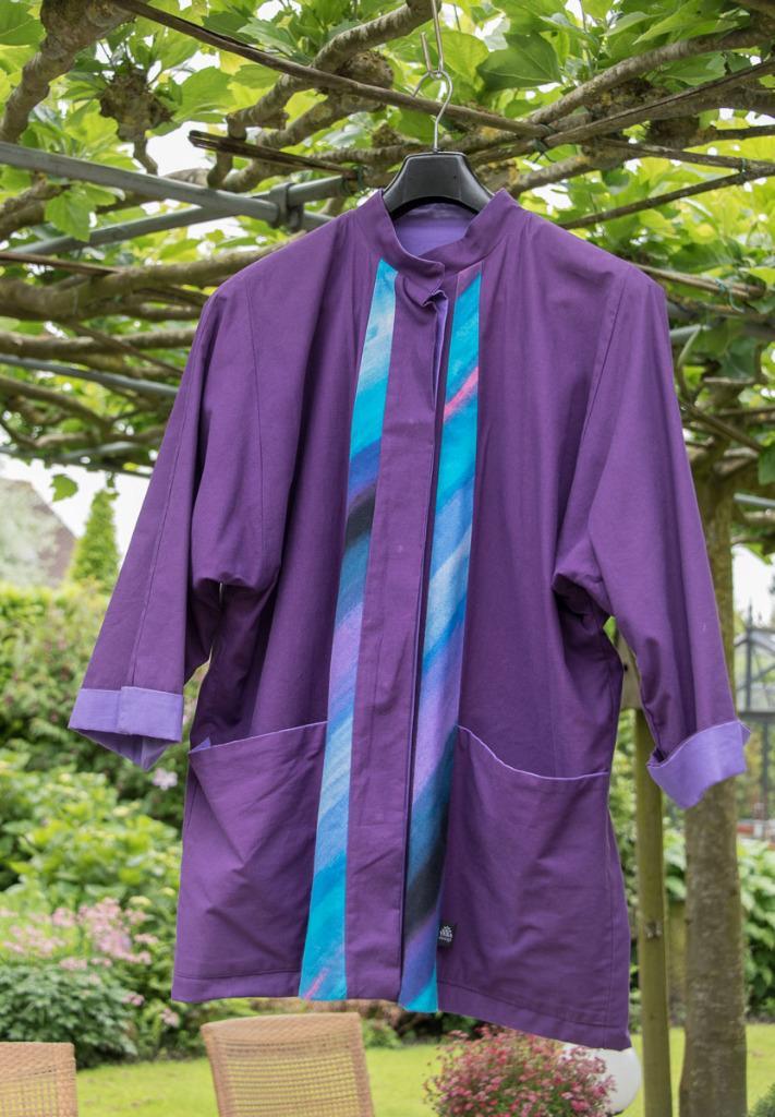 Damesjas exclusief Apart Design, Kleding | Dames, Jassen | Zomer, Zo goed als nieuw, Maat 42/44 (L), Paars, Ophalen