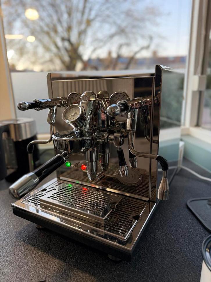 ECM Synchronika - Zeer Goede Staat, Incl. Flow Control, Witgoed en Apparatuur, Koffiezetapparaten, Zo goed als nieuw, Koffiebonen