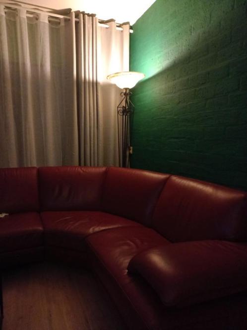 Twee smeedijzeren vloerlampen met grote gemarmerde schaal., Huis en Inrichting, Lampen | Vloerlampen, Gebruikt, 150 tot 200 cm
