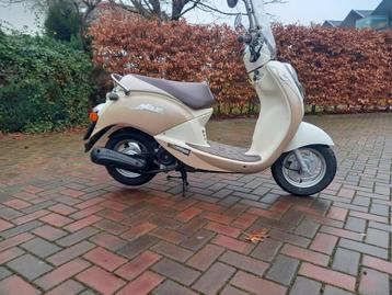 UNIEK: Sym mio snorscooter slechts 4300km NIEUWSTAAT!! beschikbaar voor biedingen