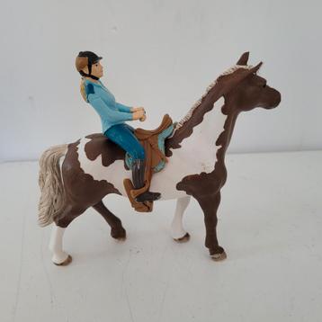 Schleich paard met zadel en ruiter beschikbaar voor biedingen