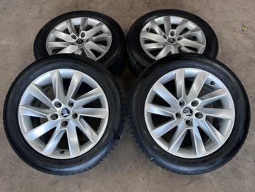 17 inch originele Stratos velgen + zomerbanden Skoda Superb beschikbaar voor biedingen