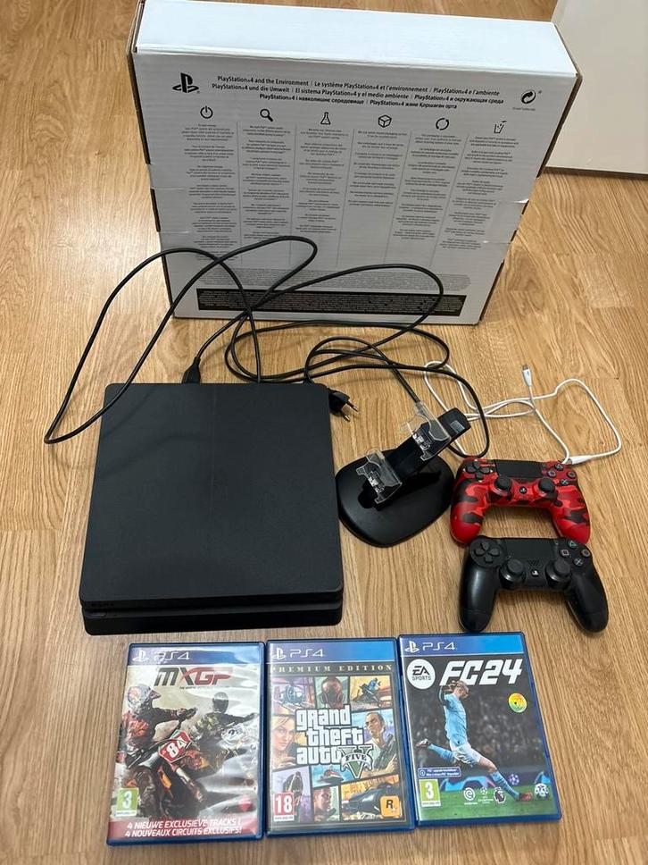 Playstation 4 PS4 Slim inclusief 2 controllers en games, Spelcomputers en Games, Spelcomputers | Sony PlayStation 4, Zo goed als nieuw