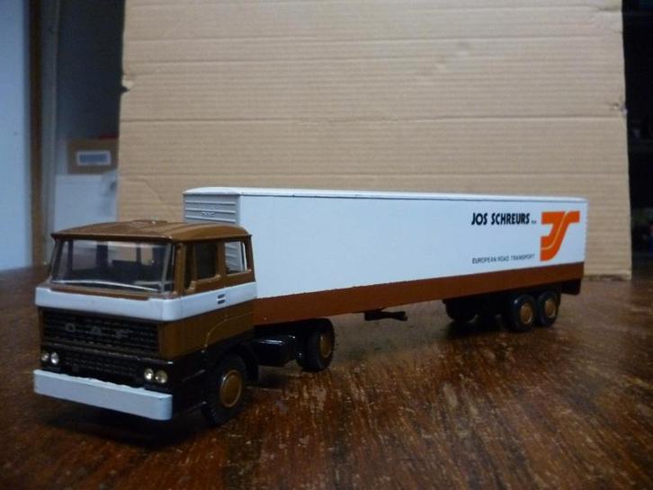 DAF 2800 Jos Schreurs n.v., Hobby en Vrije tijd, Modelauto's | 1:50, Zo goed als nieuw, Bus of Vrachtwagen, Lion Toys, Ophalen of Verzenden