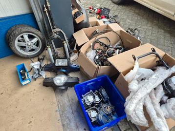 grote partij scooter onderdelen retro ceo vespa nieuw en geb beschikbaar voor biedingen