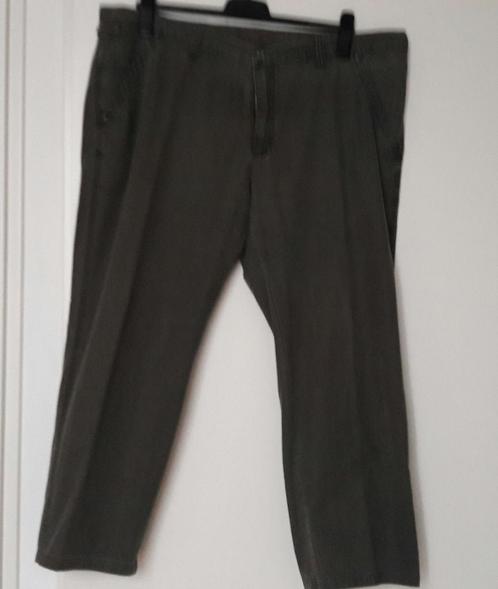 Prachtige lange broek donkermosgroen merk Angelo Litrico C&A, Kleding | Heren, Broeken en Pantalons, Zo goed als nieuw, Maat 52/54 (L)