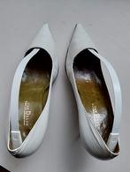 damesschoenen, Wit, Ophalen of Verzenden, Schoenen met hoge hakken, Onbekend