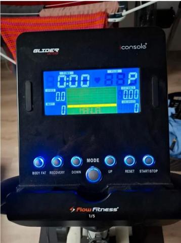 Flow fitness DCT250i crosstrainer beschikbaar voor biedingen