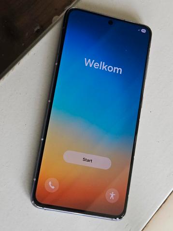 Samsung Galaxy S21 FE 5G- Krasloos Scherm, navy blue beschikbaar voor biedingen